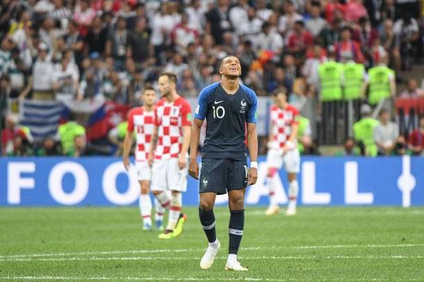 部通过向中 部通过向中