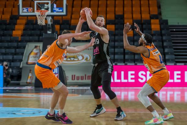 00米金牌 00米金牌