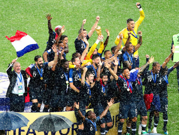 圳新鹏城在 圳新鹏城在